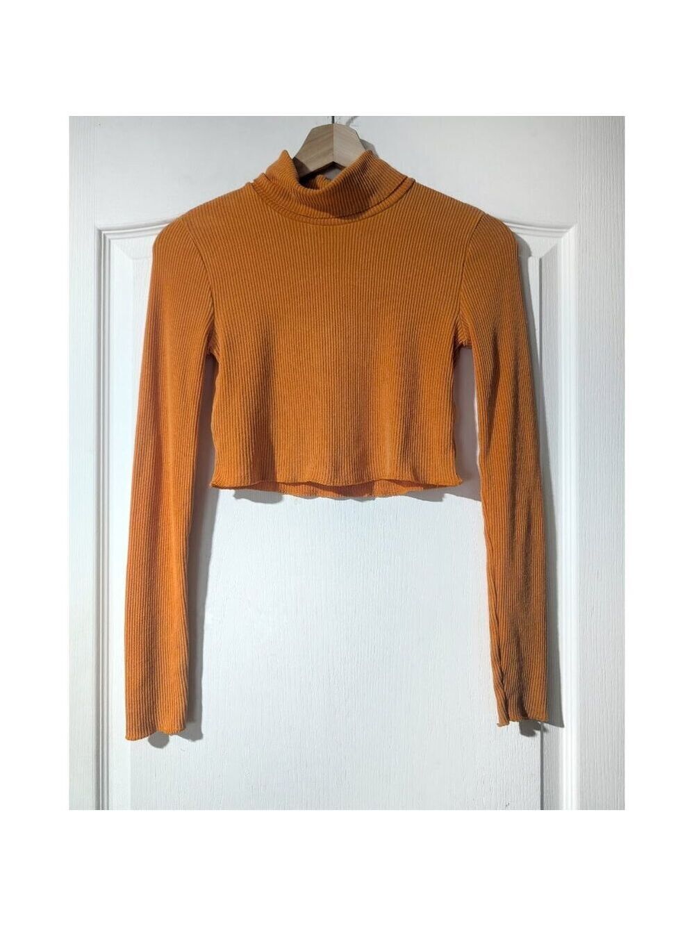 Aritzia Wilfred Free | Nova Cropped Ribbed Turtleneck In Orange - Picture 4 of 10
